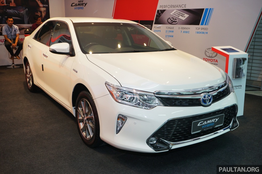 GALLERY: New Toyota Camry Hybrid Luxury variant 586132