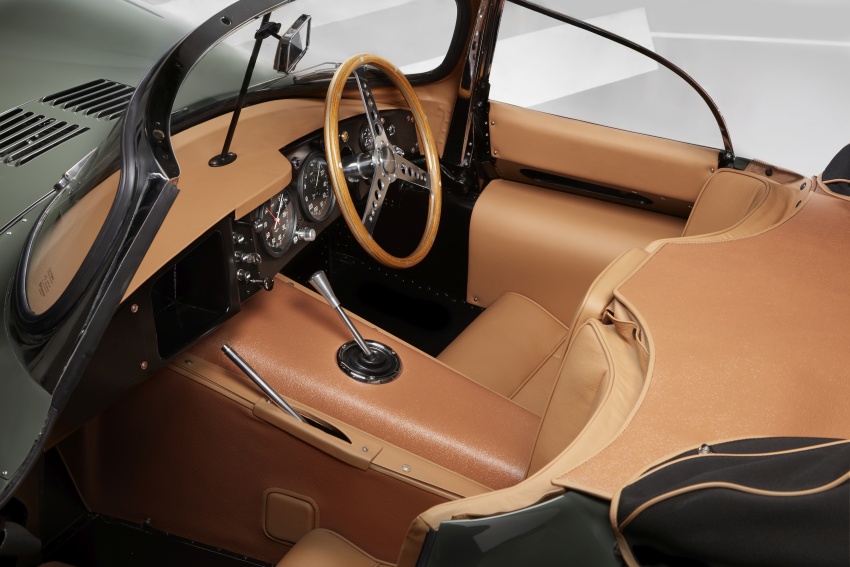 Jaguar XKSS debuts – fidelity to the 1957 specification 582280