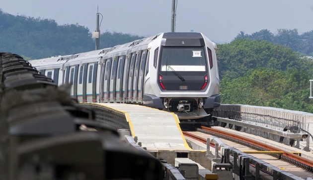 Ministry of Transport introduces Komuter service to support Johor RTS Link;  70% completed as of March 31