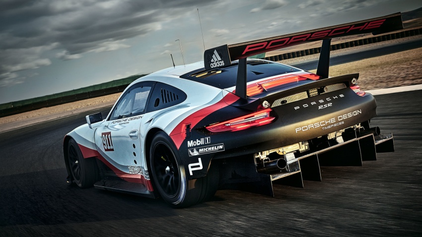 2017 Porsche 911 RSR – race car is now mid-engined 580799