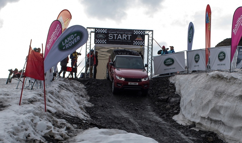 VIDEO: Range Rover Sport aces an Alpine ski course 576175