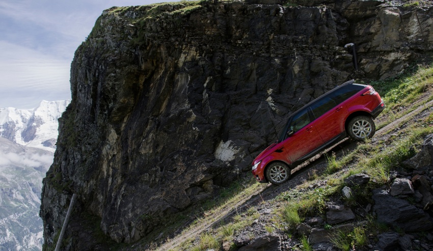 VIDEO: Range Rover Sport aces an Alpine ski course 576172