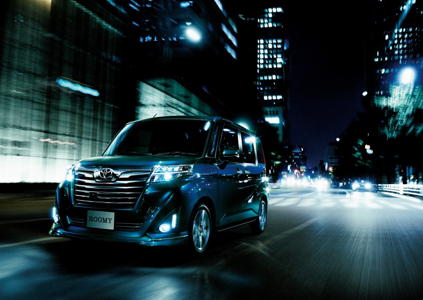 Toyota Roomy and Tank minivans launched in Japan 576055