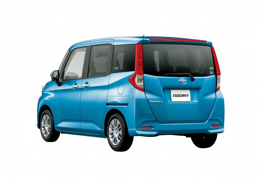 Toyota Roomy and Tank minivans launched in Japan 576059