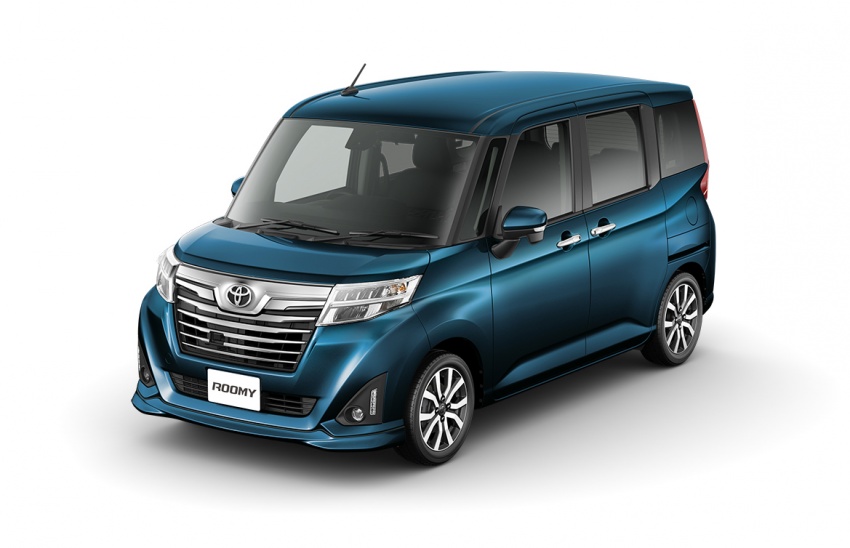 Toyota Roomy and Tank minivans launched in Japan 576070
