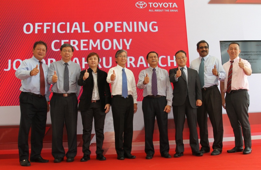 New concept Toyota showroom opens in Johor Bahru Image #584014
