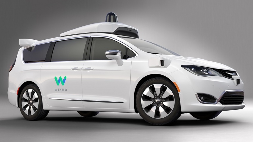 Google Waymo unveils autonomous Chrysler Pacifica 593406