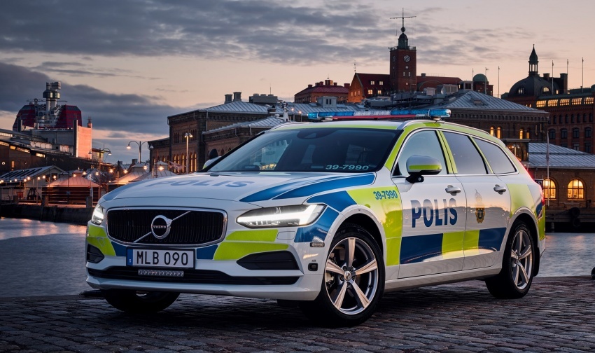 Volvo V90 – ahli baharu kereta rasmi polis di Sweden 586995