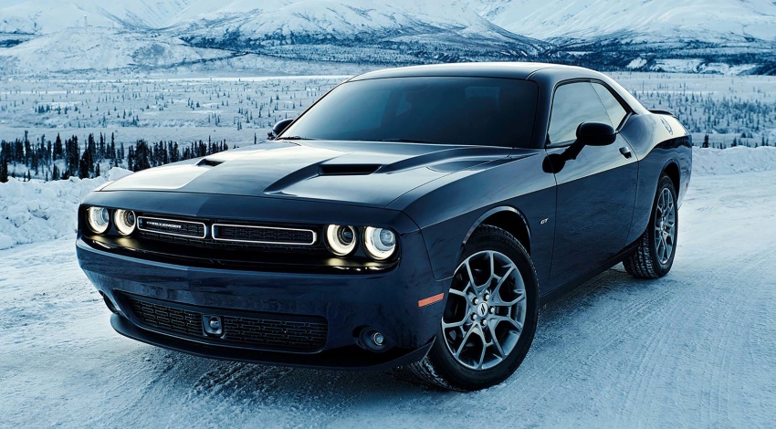 2017 Dodge Challenger GT – all-paw beast with AWD 589337