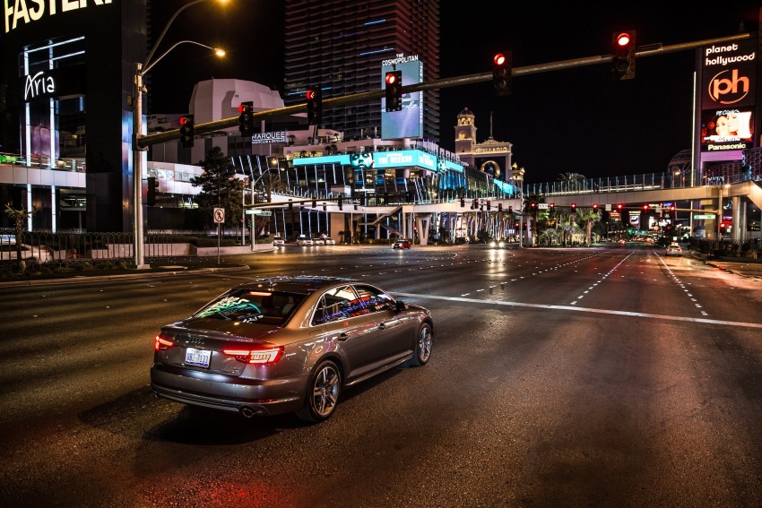 Audi lancar Informasi Lampu Isyarat pertama di USA 589453