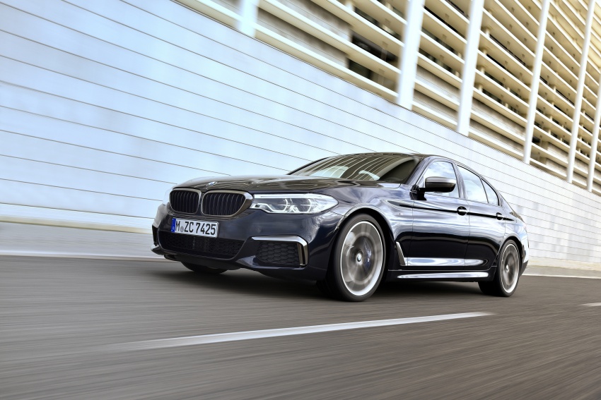 GALLERY: BMW M550i xDrive – range-topping G30 593123