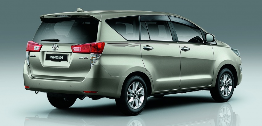 Toyota Innova generasi kedua dilancarkan di Malaysia – 3 varian, 139 PS/183 Nm, EEV, harga dari RM106k 588119