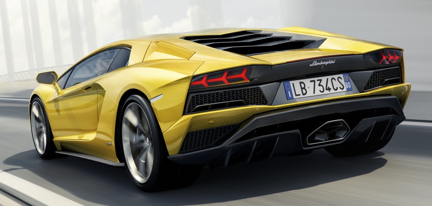 Lamborghini Aventador S – SV styling, more power 593389