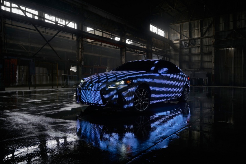 Lexus LIT IS shown – 41,999 LEDs to light up your life 588682