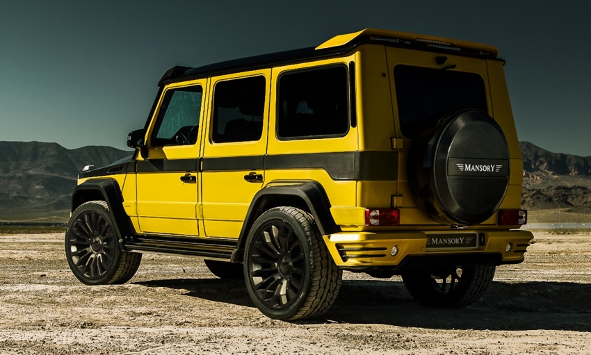 Mercedes-Benz G-Class goes wide with Mansory kit 595292