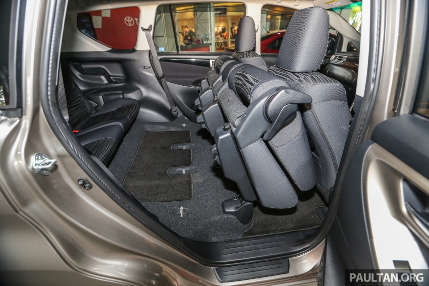 GALERI: Toyota Innova 2.0G baharu dipamerkan di Mitsui – MPV lapan-tempat duduk, Dual VVT-i, enam-kelajuan auto, tujuh beg udara, VSC, RM126k 587656