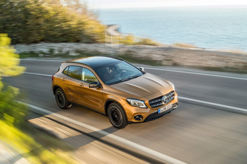 Mercedes-Benz GLA facelift tampil rasmi di Detroit 600233