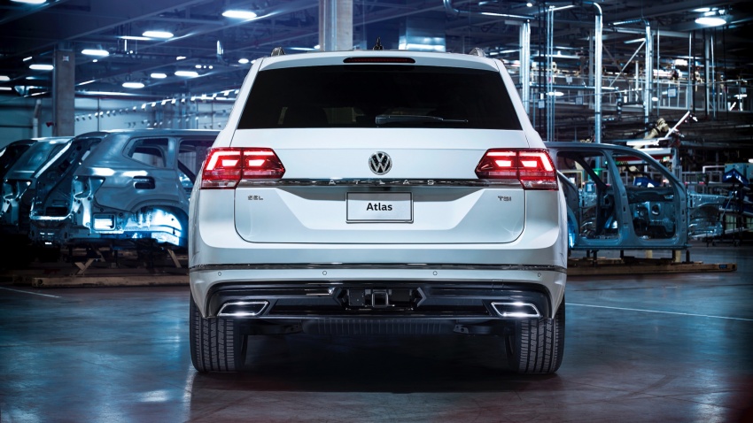 2018 Volkswagen Atlas R-Line package revealed 599327