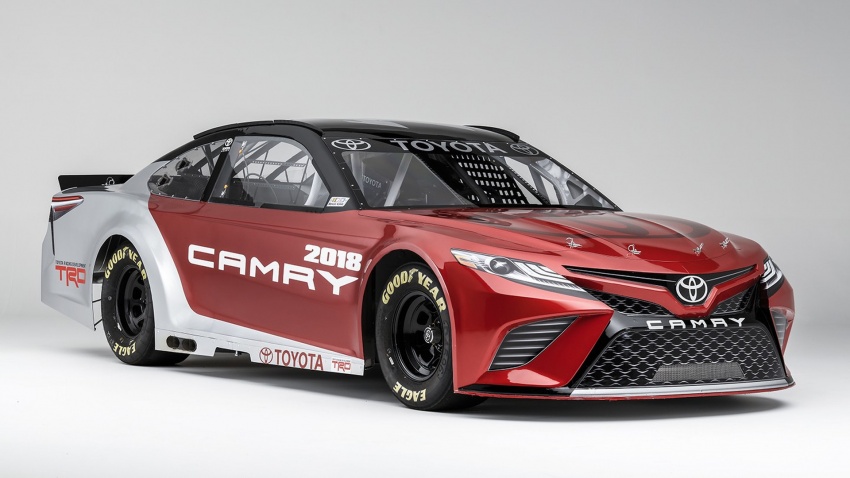 Toyota memperkenalkan Camry Nascar 2018 di Detroit 601902