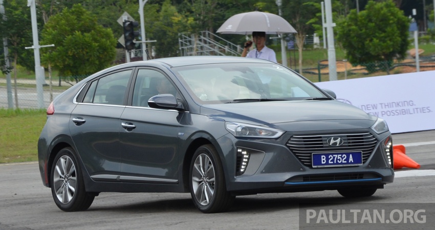 DRIVEN: Hyundai Ioniq Hybrid, thinking out of the box 597431