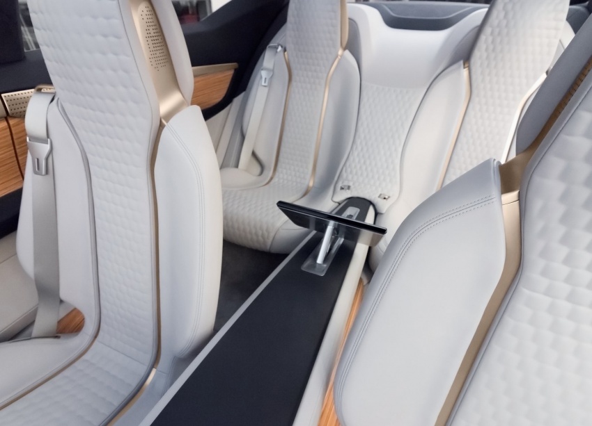 Nissan Vmotion 2.0 Concept previews design direction 601322