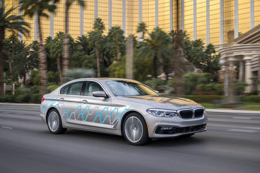 BMW i Inside Future with HoloActive Touch, BMW Connected, self-driving G30 5 Series at CES 2017 598429
