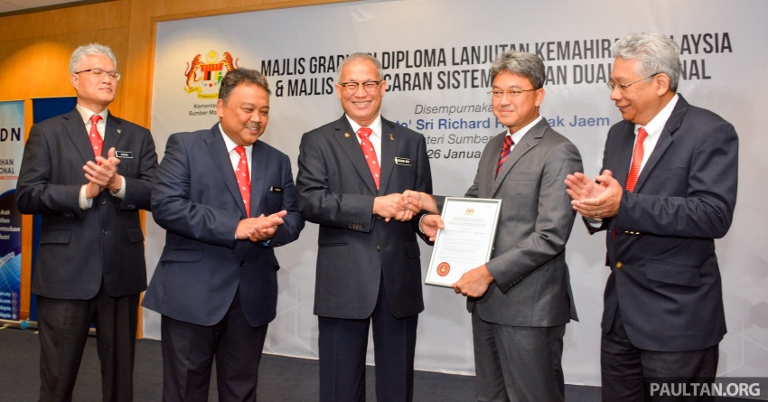 Proton accredited as centre for National Dual Training System by Malaysian Ministry of Human Resources 608607