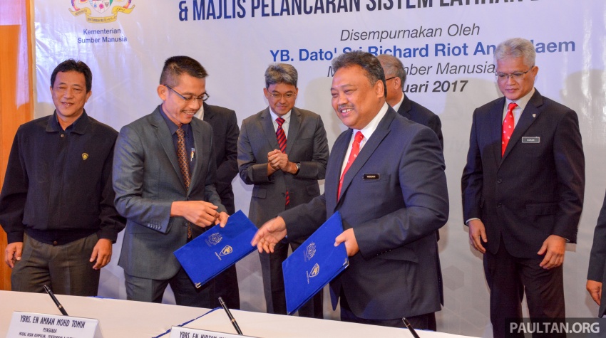Proton accredited as centre for National Dual Training System by Malaysian Ministry of Human Resources 608608
