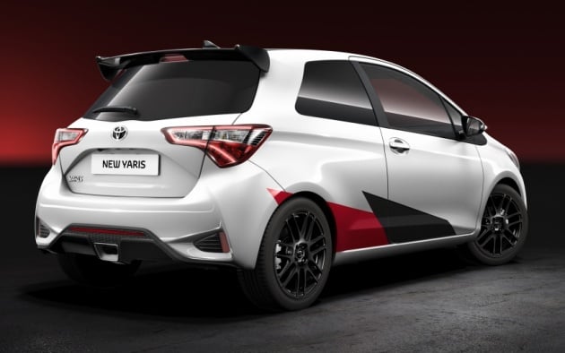 Toyota Yaris dengan kuasa 210 hp tampil di Geneva