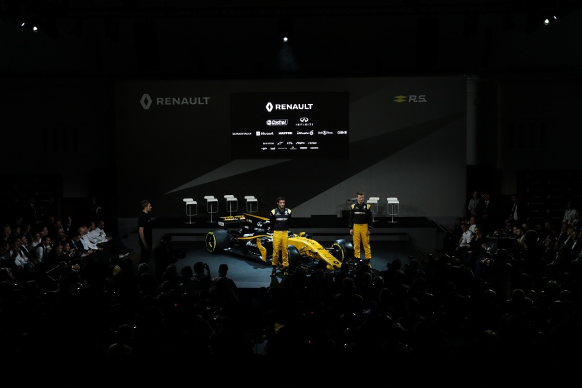 Renault R.S.17 Formula 1 car for 2017 season unveiled 619433