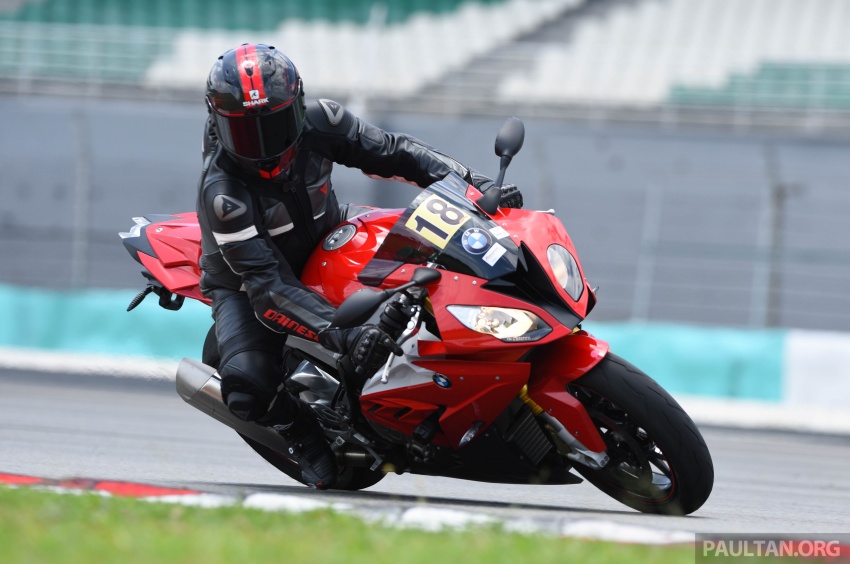 California Superbike School with BMW Motorrad – how to hone the craft while taking it to the edge, in safety 617842