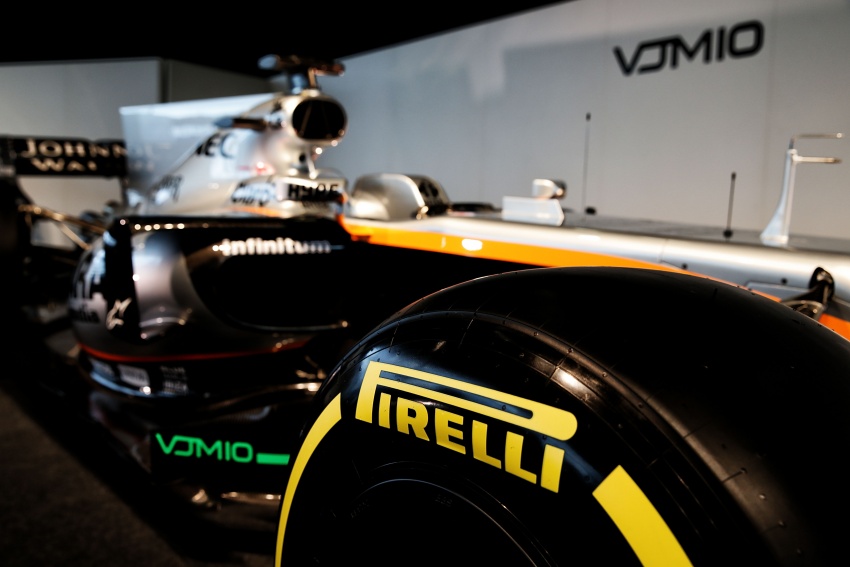 Force India unveils its 2017 Formula 1 car – the VJM10 619910