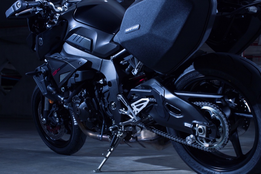 2017 Yamaha MT-10 Tourer in Europe this March 621014