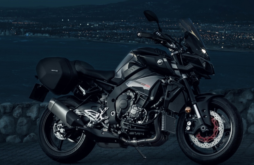2017 Yamaha MT-10 Tourer in Europe this March 621030