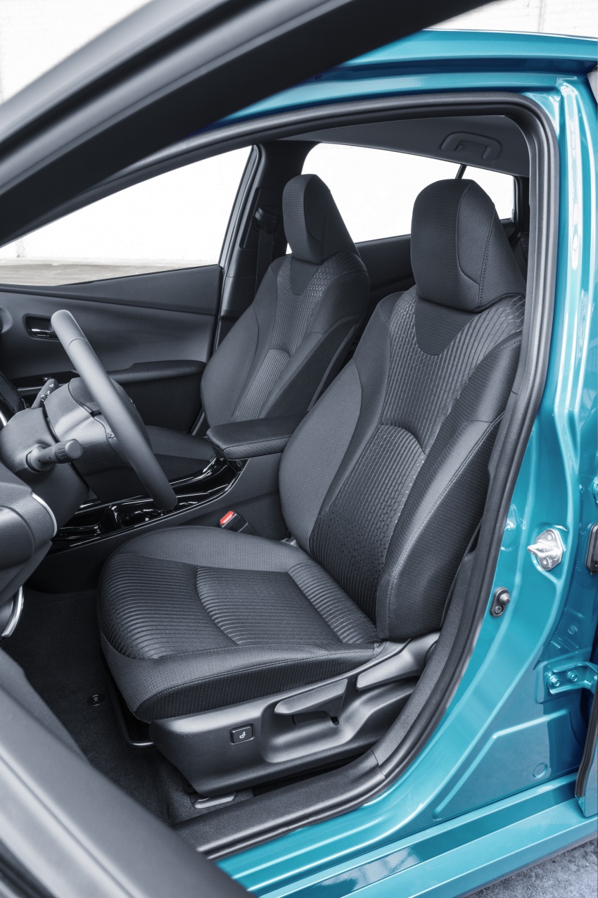 New Toyota Prius Plug-in Hybrid – double the EV range 612808