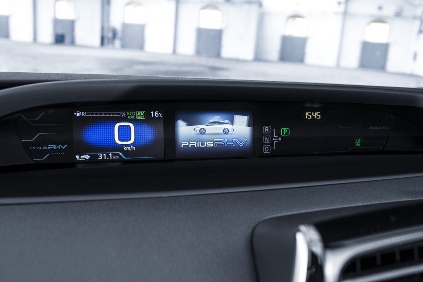 New Toyota Prius Plug-in Hybrid – double the EV range 612826