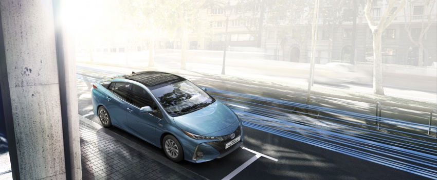 New Toyota Prius Plug-in Hybrid – double the EV range 612853