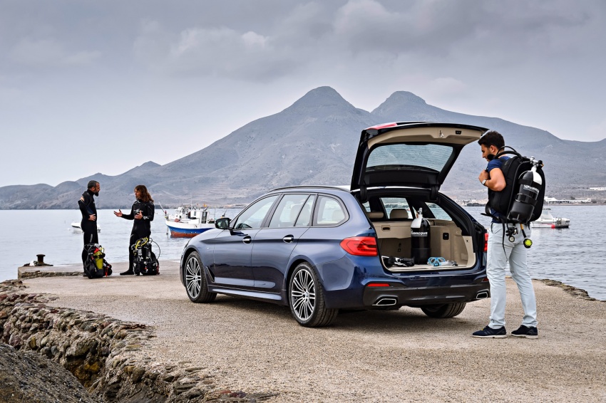 BMW 5 Series Touring G31 muncul – 4 varian termasuk diesel akan ditawarkan, ruang simpanan 1,700 liter 610516