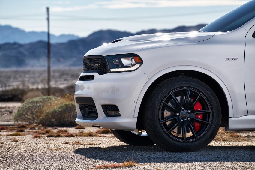 Dodge Durango SRT unveiled – 475 hp three-row SUV 613132