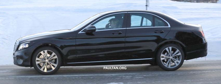 SPIED: Mercedes W205 C-Class facelift spotted testing 618422