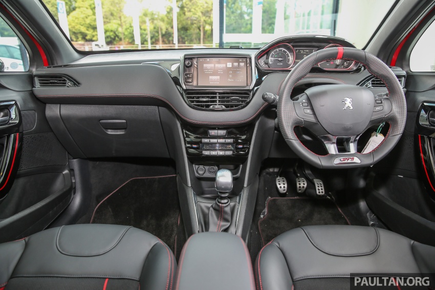 GALERI: Peugeot 208 GTi 2017 – harga belum didedah, kini 208 hp/300 Nm dan beberapa elemen digugurkan 614626