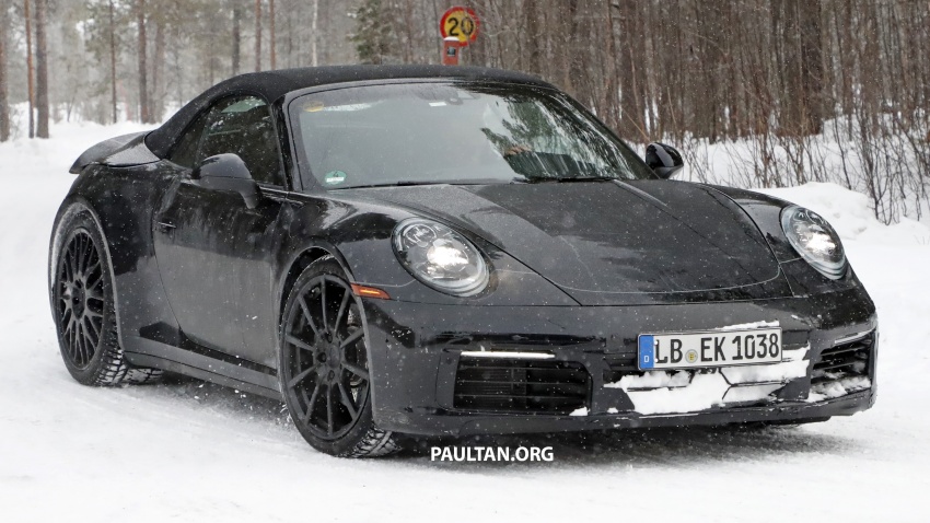 SPIED: Next-gen Porsche 911 coupe and cabrio caught 611204