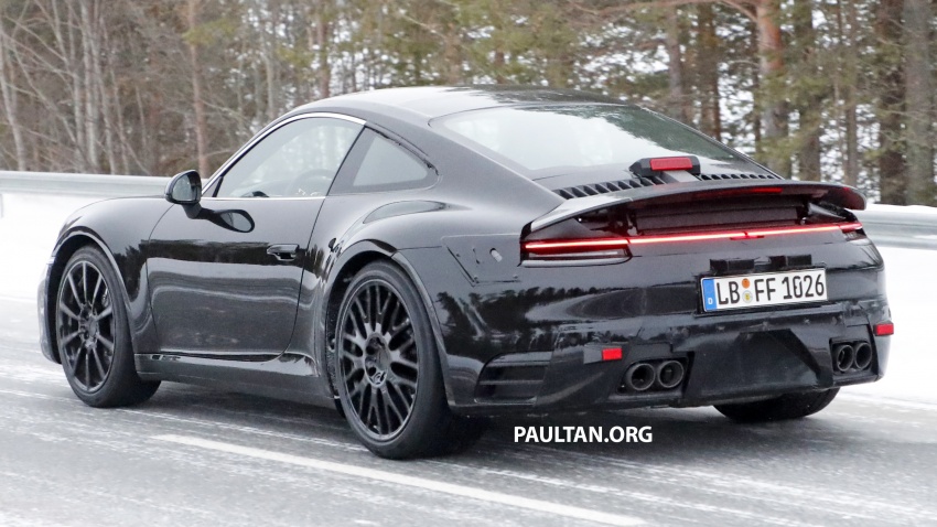 SPIED: Next-gen Porsche 911 coupe and cabrio caught 611174