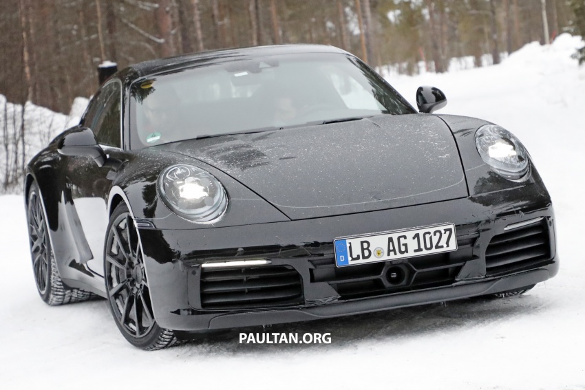 SPIED: Next-gen Porsche 911 coupe and cabrio caught 611181