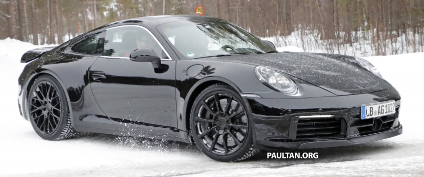SPIED: Next-gen Porsche 911 coupe and cabrio caught 611183
