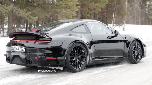 Next-gen Porsche 911 GT3 to get twin-turbo setup?