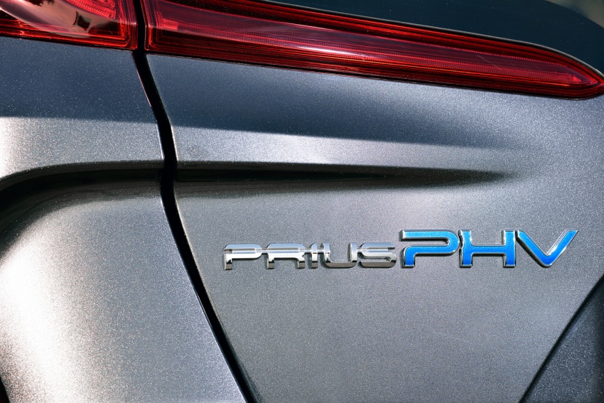 Toyota Prius Plug-in Hybrid diperkenal – lebih banyak teknologi maju, jarak pergerakan mod EV berganda 613348