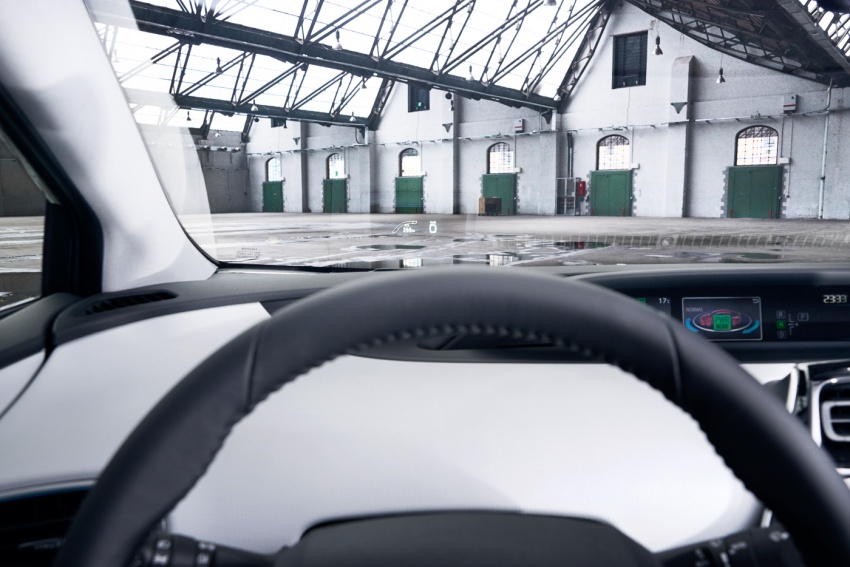 Toyota Prius Plug-in Hybrid diperkenal – lebih banyak teknologi maju, jarak pergerakan mod EV berganda 613258