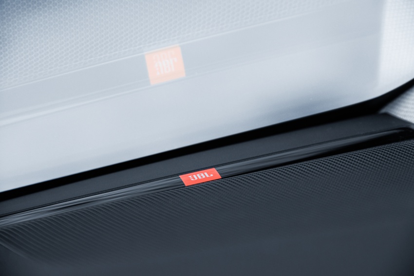 Toyota Prius Plug-in Hybrid diperkenal – lebih banyak teknologi maju, jarak pergerakan mod EV berganda 613259