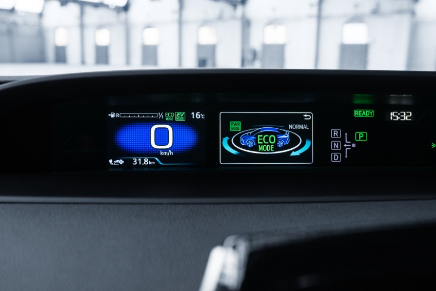 Toyota Prius Plug-in Hybrid diperkenal – lebih banyak teknologi maju, jarak pergerakan mod EV berganda 613268